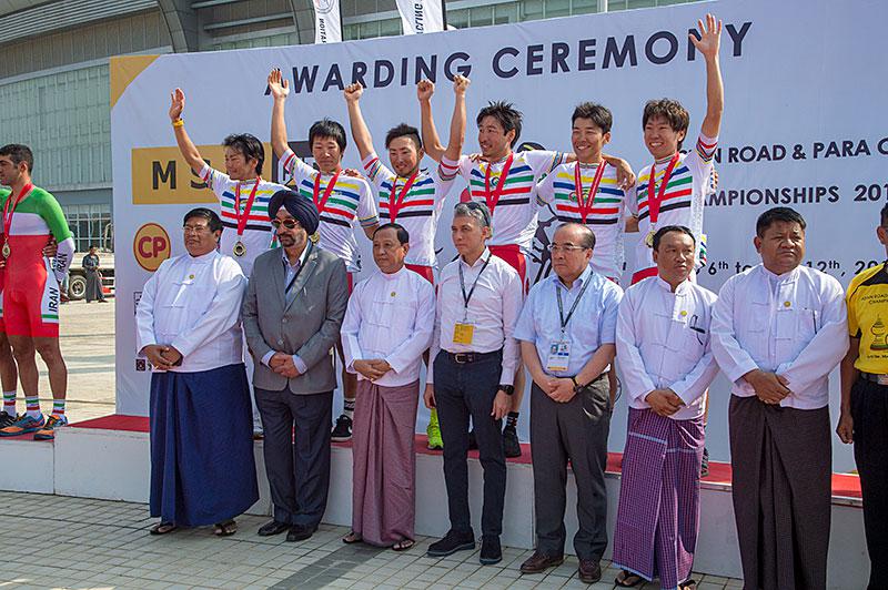 2月9日　アジア選手権チームタイムトライアル優勝